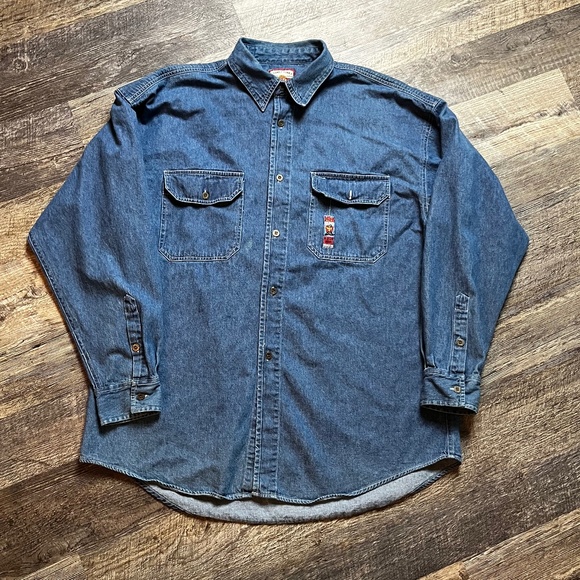 Vintage Warner Bros Shirt Size XL Blue Denim Button Collared Cartoon KC - Picture 2 of 4